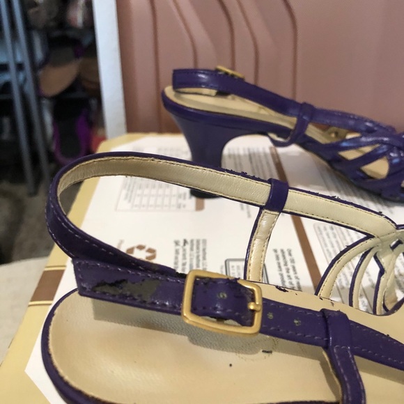 Sandals - Picture 5 of 5